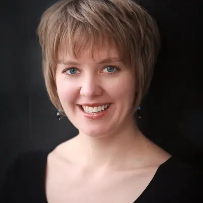 Leanne Regehr
